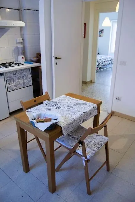 Little & Pretty House In Rome Apartamento 0*,